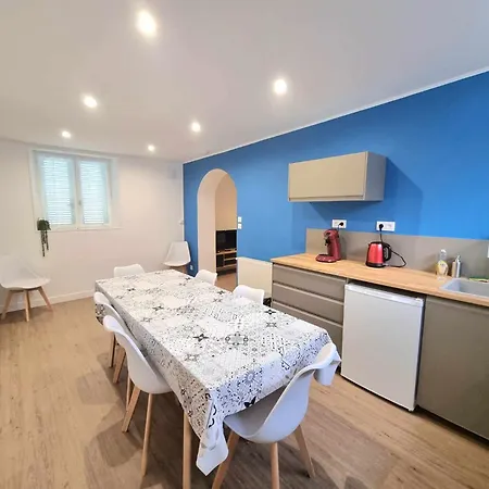 Rive Villa Ault